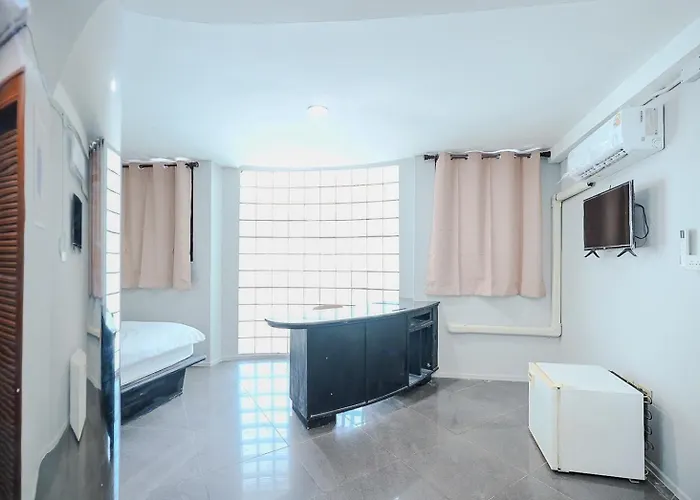 公寓 Bob Sukhumvit 39 - บ๊อบ สุขุมวิท 39 กรุงเทพ