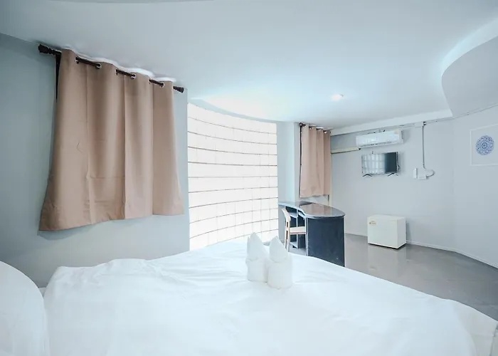 公寓 Bob Sukhumvit 39 - บ๊อบ สุขุมวิท 39 กรุงเทพ 曼谷